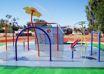 water play area cue